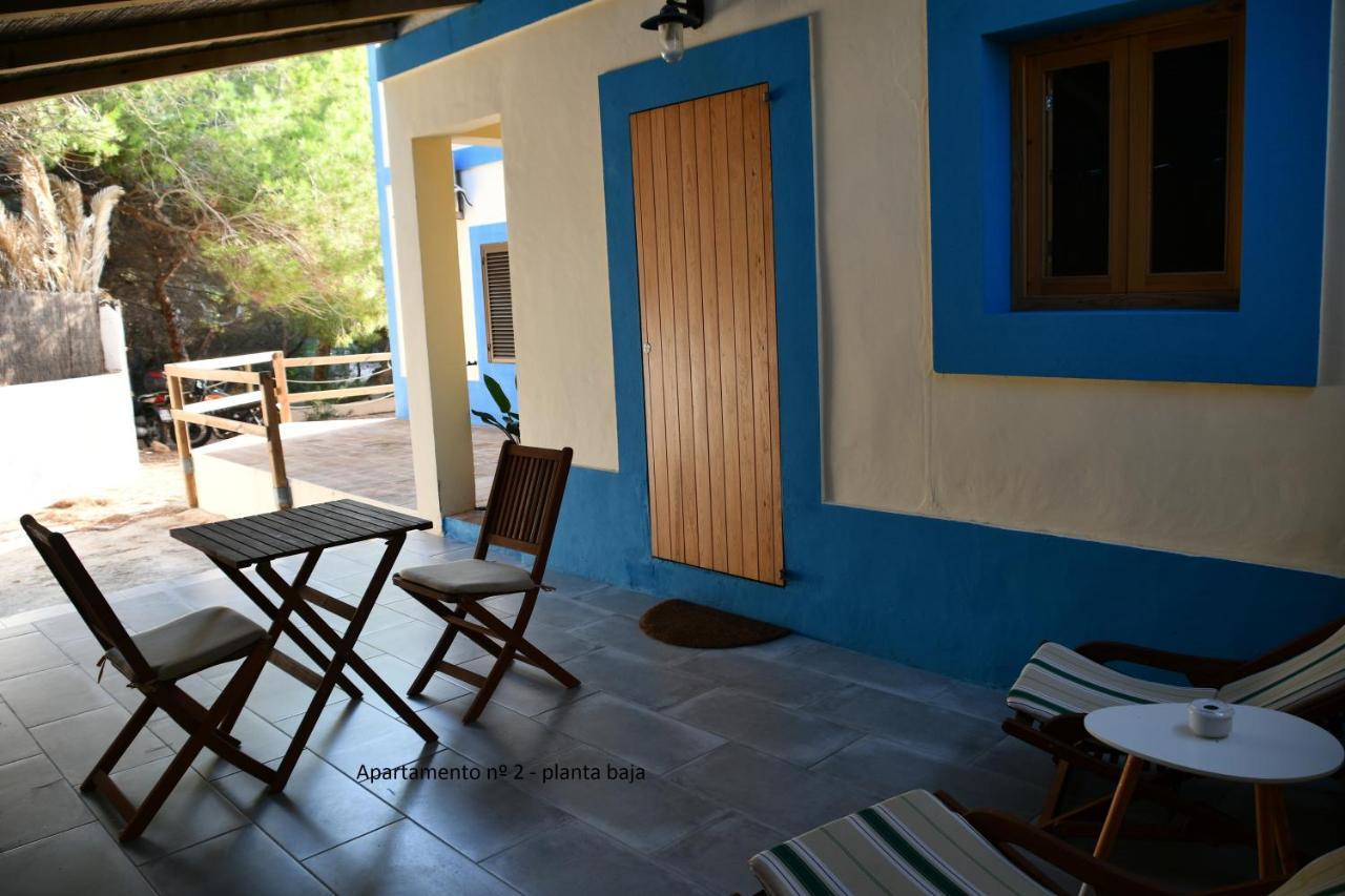 Apartamentos Cas Xurrac Es Calo  Bagian luar foto