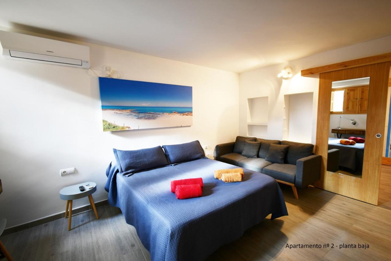 Apartamentos Cas Xurrac Es Calo  Bagian luar foto