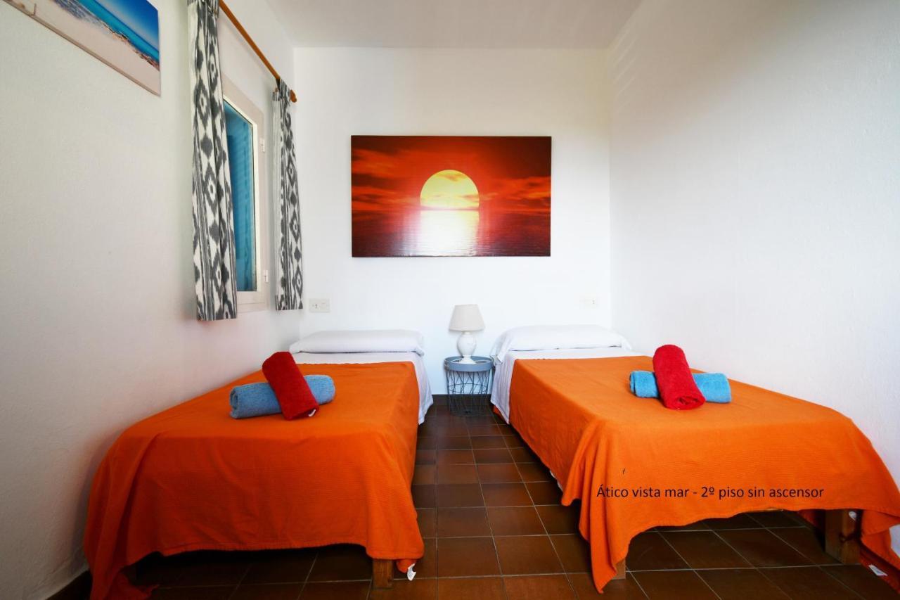 Apartamentos Cas Xurrac Es Calo  Bagian luar foto