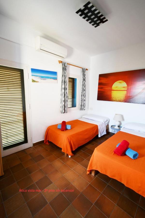 Apartamentos Cas Xurrac Es Calo  Bagian luar foto