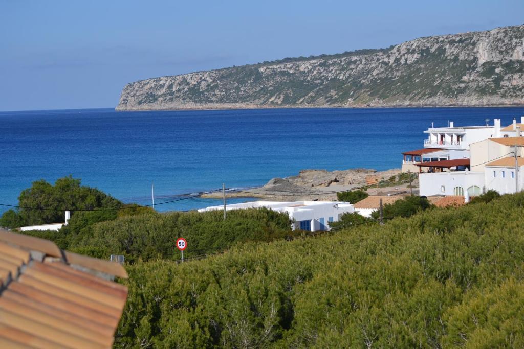 Apartamentos Cas Xurrac Es Calo  Ruang foto