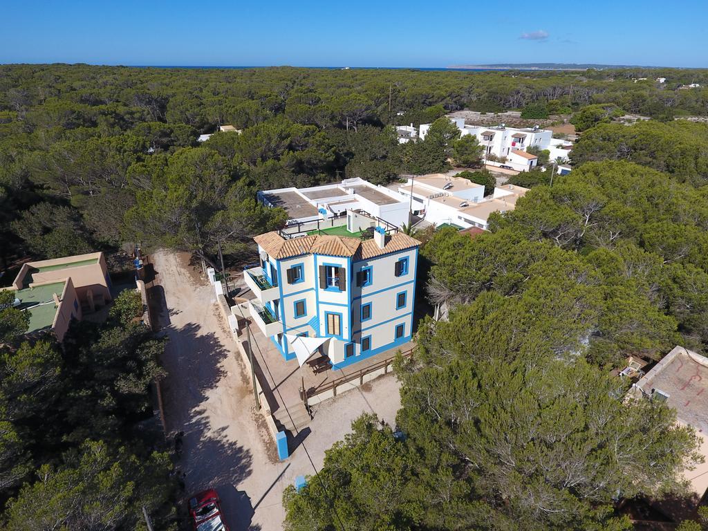 Apartamentos Cas Xurrac Es Calo  Bagian luar foto