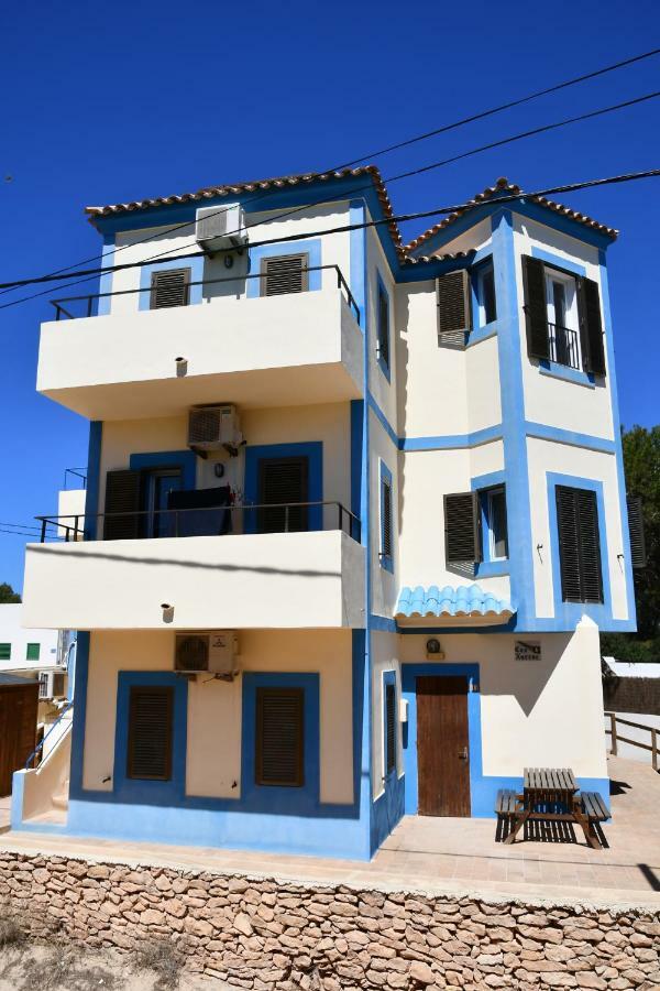 Apartamentos Cas Xurrac Es Calo  Bagian luar foto